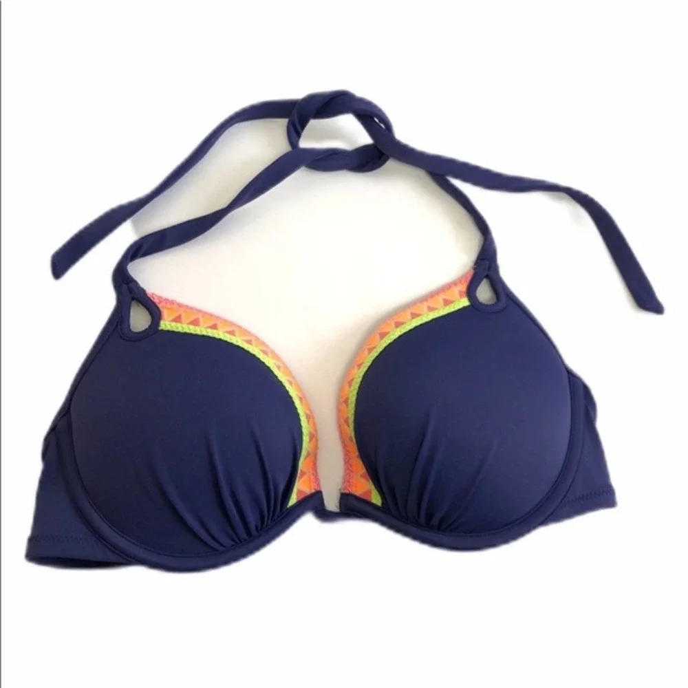 Victoria’s Secret “the gorgeous push-up” 34C